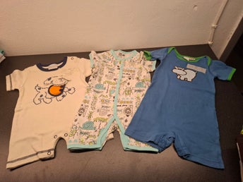 Rompers/ suits sommar stl 62