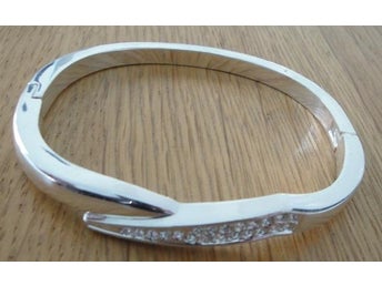 Mycket vacker strass armring armband, Ny