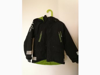 Svartgrön vinterjacka från Didriksons stl 120 .. (381955501 Svartgrön vinterjacka från Didriksons stl 120 .. (381955501