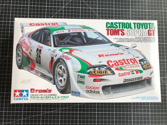 373928779_3350b044-3aab-47a1-a46a-b53f8e