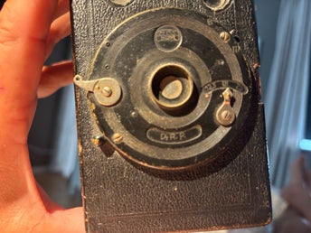 Zeiss Ikon Box Tengor – Antik lådkamera ca 1930-tal – D.R.P. – Samlarobjekt