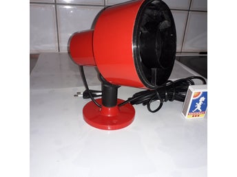 Retro VÄGGLAMPA, SÄNGLAMPA / ENCO 7210 / Röd lampa, plast