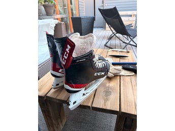 CCM Jetspeed hockey skridskor