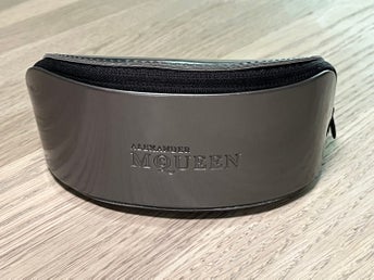 ALEXANDER MCQUEEN GLASÖGONFODRAL