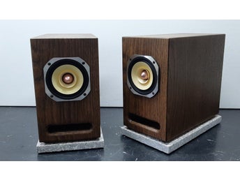 Unika Hi-Fi Högtalare med Bredbands-element & Granitsocklar – Hög Kvalitet!
