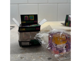Cube Squeeze Ball hallowen