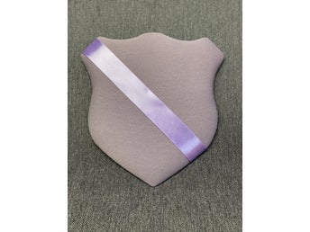 Märkestavla för simmärken/smycken Lavendel /Lavendel satin