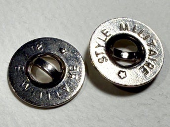 10 st vintageknappar, 18 mm, old metal buttons, retro knappar, military style