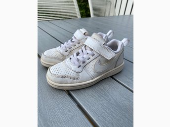 nike court borough low 27