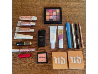 SMINKPAKET, URBAN DECAY, VICOTORIAS SECRET, SENSAI MM