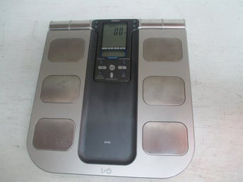 Omron BF500 , Kroppsfettsmätare och Våg