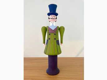 Lisa Larson ◇ Lock med man i hatt Lisa Larson ◇ Lock med man i hatt（Lisa Larson Lucia - Etsy）