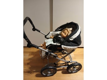 Brio dockvagn svart med