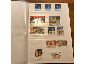 16 sid Album, motiv Rymd, mest stämplat, men även postfriskt