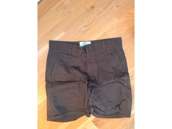 Les Deux mörkbruna shorts storlek 30