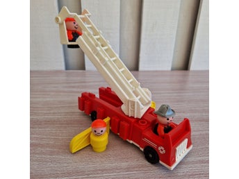 Vintage Fisher-Price Little People Fire Truck Ladder 3 Figures