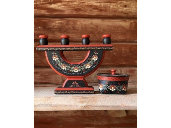 Allmoge ljusstake och ask