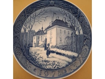Royal Copenhagen Marselisborg Slott Jultallrik 1975