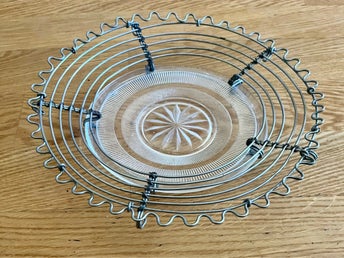 Luffarslöjd skål fat pressglas Diameter 24cm Hantverk