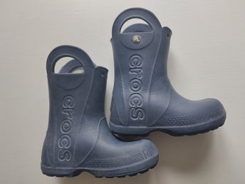 Crocs regnstövlar blå storlek 27 (Croc storlek 10)