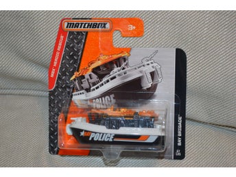 Bay Brigade Police Båt (Matchbox 1:64) 2015 MBX Heroic Rescu