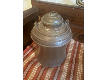 Koppar kanna /Flaska oputsad. 1800 tal. Sekelskiftet.