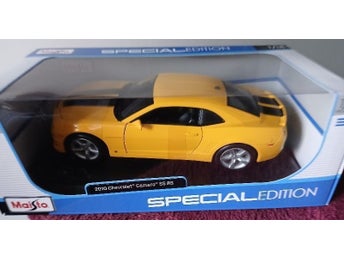 Maisto Special Edition 2010 Chevrolet Camaro SS RS 1:18