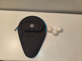 Stiga Pingisfodral & 3st Pingisbollar