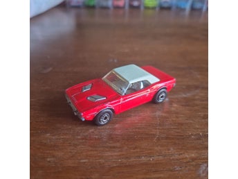 Matchbox Superfast No.1 Dodge Challenger 1975
