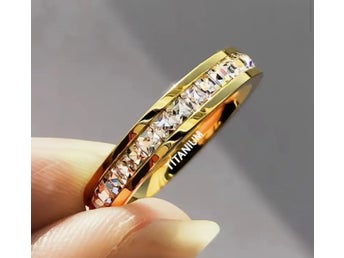 Helt ny ring i Titan Rostfritt Stål stämplad graverad Titanium str. 22mm
