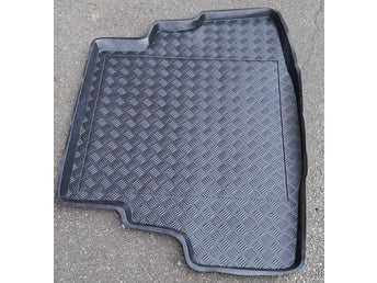 Bagagerumsmatta för Toyota Corolla Liftback E110 MK8 1997-2002