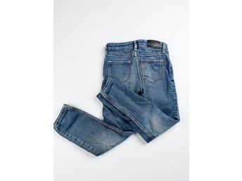 Blå jeans, storlek 110