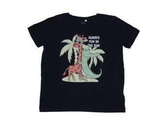 Kortärmad T-shirt från name it - Storlek 98