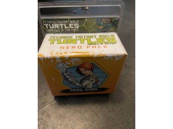 Turtles: April O'Neil Hero Pack Shadows of the past