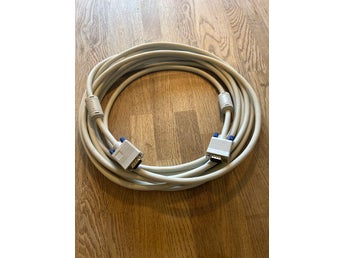 Vga skärmkabel 7,5m