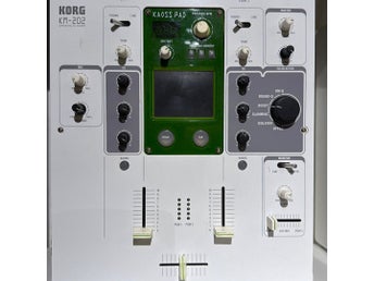 Korg KM-202 Dynamic DJ Mixer med Kaoss Pad