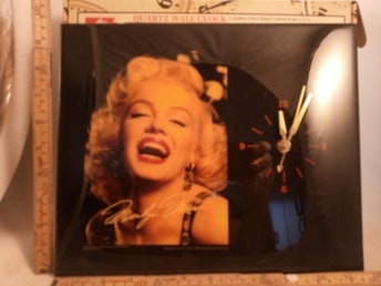 Marilyn Monroe klocka Smile svart 104