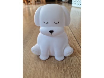 Vit hundlampa nattlampa