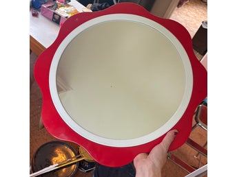 Retro spegel Finnmirror Finland 60/70-tal Röd Blomformad Space Age