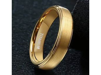 Helt ny ring Titan rostfritt stål graverad Titanium str. 21mm