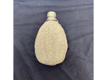 Fältflaska/Vattenflaska i plast