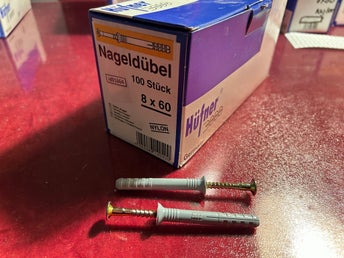 Spikplugg (id01664) plugg med spik 100st Hufner 8x60 1 paket EAN 4022489140400