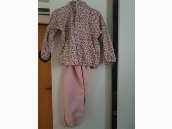 Zara jacka knappt använd i strl 104 (357886945) ᐈ Köp på Zara jacka knappt använd i strl 104 (357886945) ᐈ Köp på