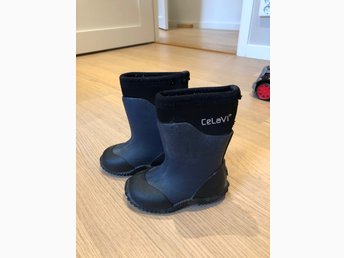 Celavi neoprenstövlar strl 21 Celavi neoprenstövlar strl 21