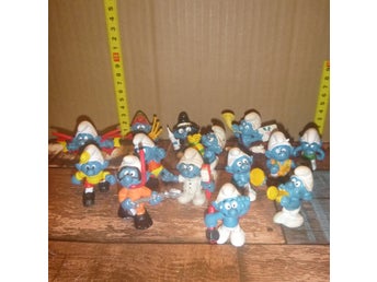 Samling med Smurf-figurer