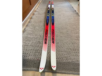 Längd skidor 210cm Fischer CS Classic