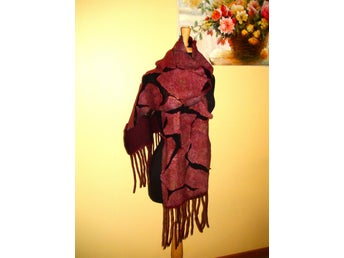 Handtovad Vinröd sjal merino ull, silk siden