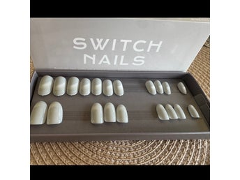 Switch Nails Halo Darling Oval Short