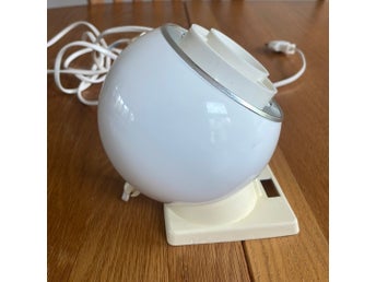 Vägg/sänglampa i retrostil IKEA