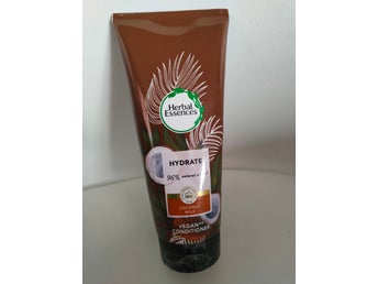 Herbal Essences Hydrate Coconut Milk Balsam